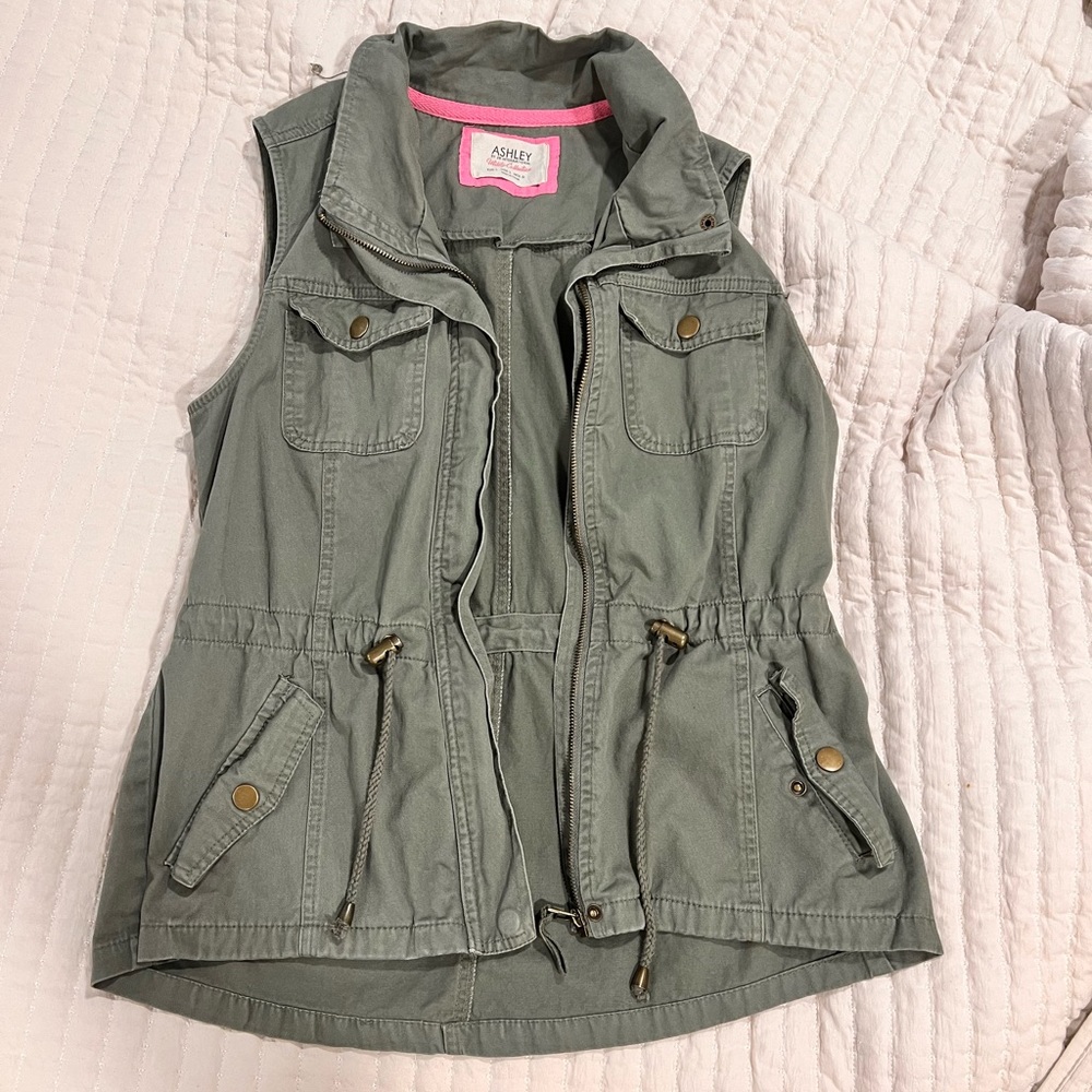 Army green vest